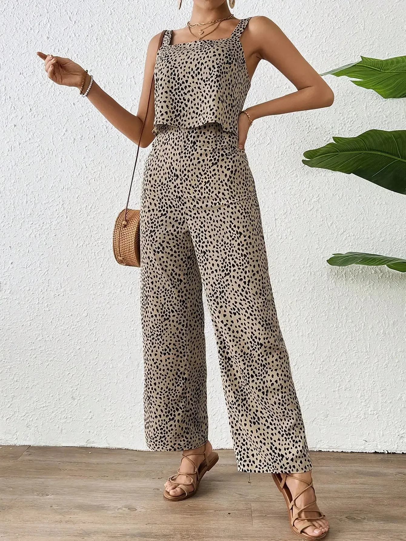 2024 New Fashion Design Women's jumpsuit double layered suspender jumpsuit thick shoulder strap printed long casual style