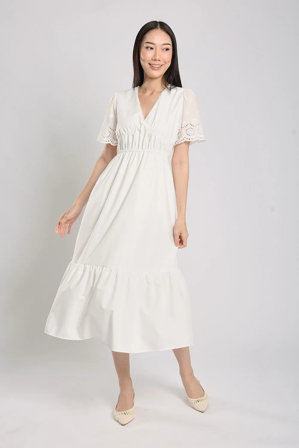 Alai Midaxi Dress in White