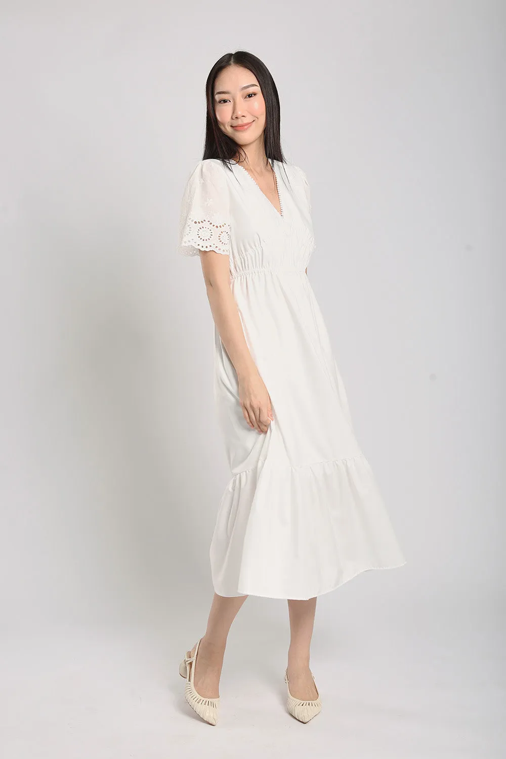 Alai Midaxi Dress in White