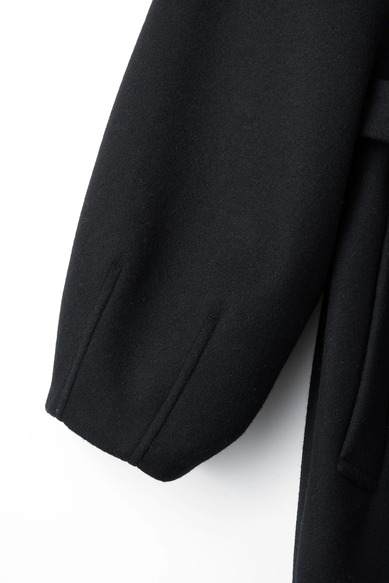 Curvy wool coat (Black)