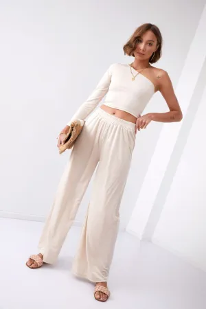 Light beige Top with pants