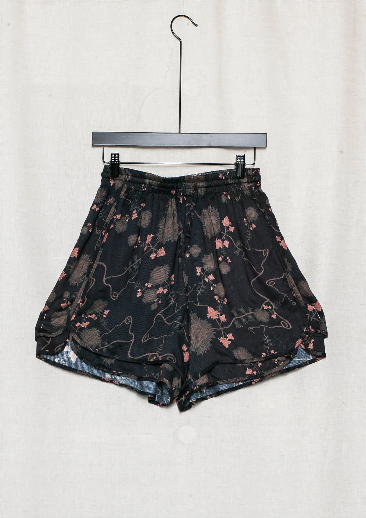 SHORTS WIDE - SILKY RAYON printed black/rust