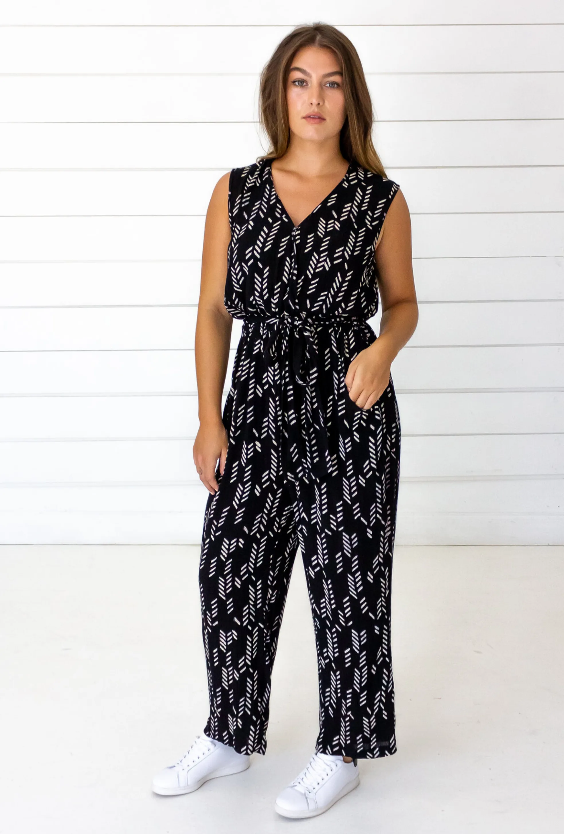 Stylized Feather Sleeveless Jumpsuit in Black   Cream